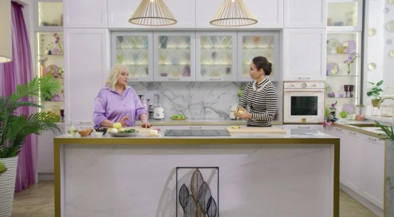 От Будапешта до коммуналки в СССР: легенда диско Наталия Гулькина рассказала о своём детстве