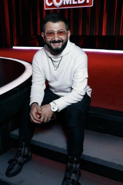 «Бузова высасывает из тебя жизнь». В Comedy Club раскрыли секрет похудения Михаила Галустяна