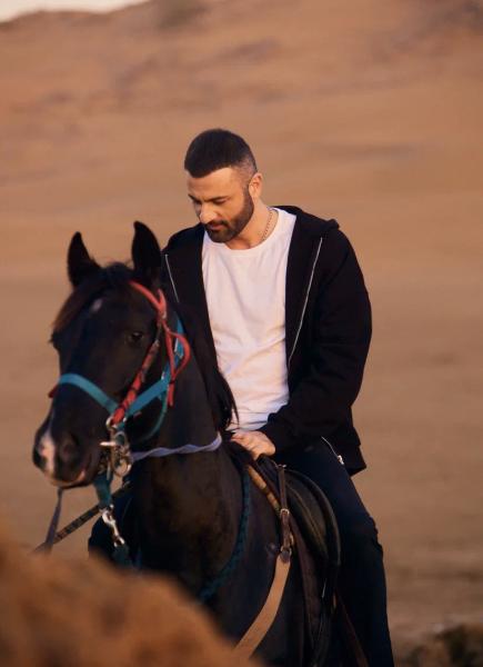 “Не надо указывать мне, куда мне идти и что делать!” Константин Гецати поставил на место двух фавориток шоу “Невеста. Экстра любовь”