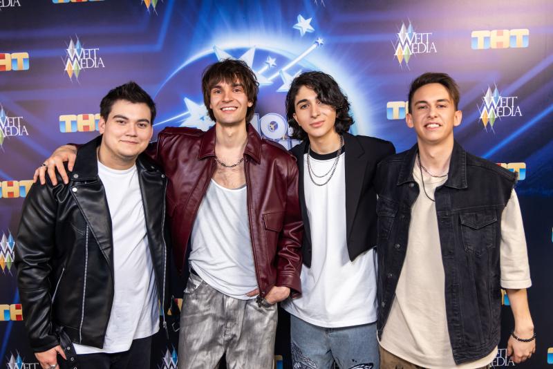 MBAND в обновленном составе выйдет на сцену “Новой Фабрики звезд”, а зрители узнают о романе на проекте