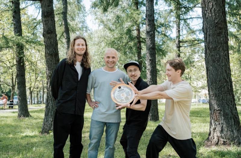 Телеканал ТНТ и Good Story Media приступили к съемкам нового сериала «Кукушкин» с Данилой Рассомахиным, Дарьей Руденок и Александром Якиным