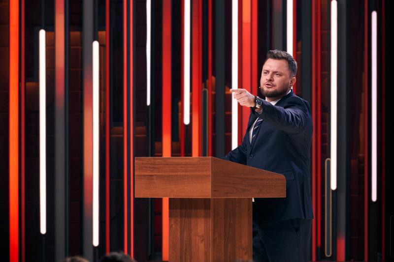 «Где Харламов, чёрт побери?»: Сибирский Конор вызвал ведущих Comedy Club на бой