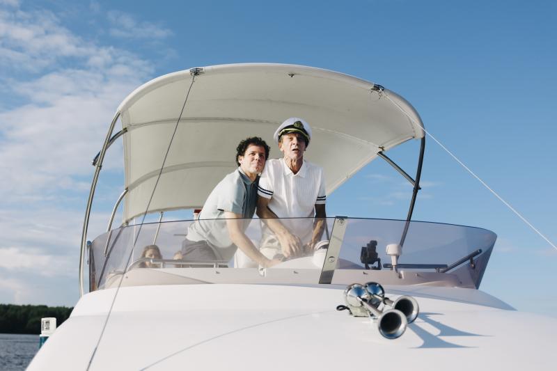 «Здравствуй, красивая жизнь»: ТНТ представляет комедийный сериал «Пожить как люди»