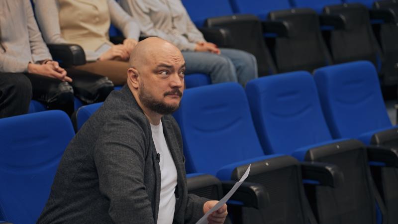 Роман Юнусов устроил «театротерапию» героине проекта «Новый день» на ТВ-3