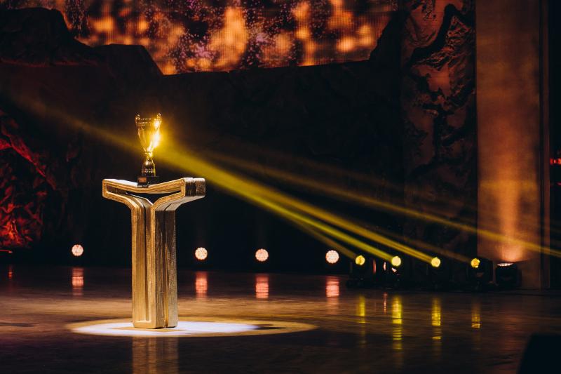 «Даже если свет в глазах потухнет — падать я буду лучше всех». Финалистов шоу «Титаны» на ТНТ ждёт последняя битва за 10 миллионов рублей