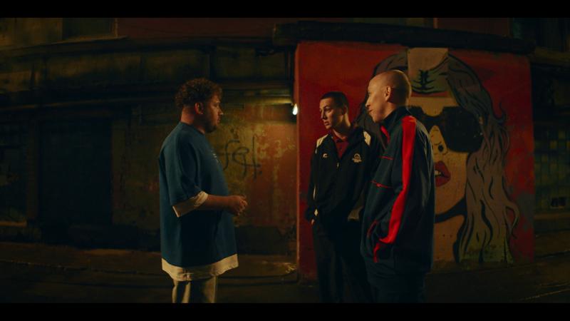 Актеры «Слова пацана» появятся в комедийной сцене сериала «Остаться друзьями»