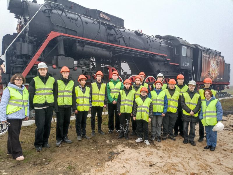 Школьники и студенты Ивановской области получили возможность посетить производственные площадки сервисного локомотивного депо Иваново Северного филиала компании «ЛокоТех-Сервис»