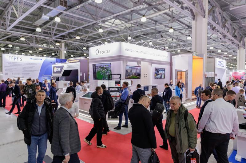 Завершилась выставка-форум «Электроника России 2025»