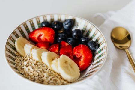 Неочевидные продукты, из-за которых растёт сахар в крови — даже у здоровых людей